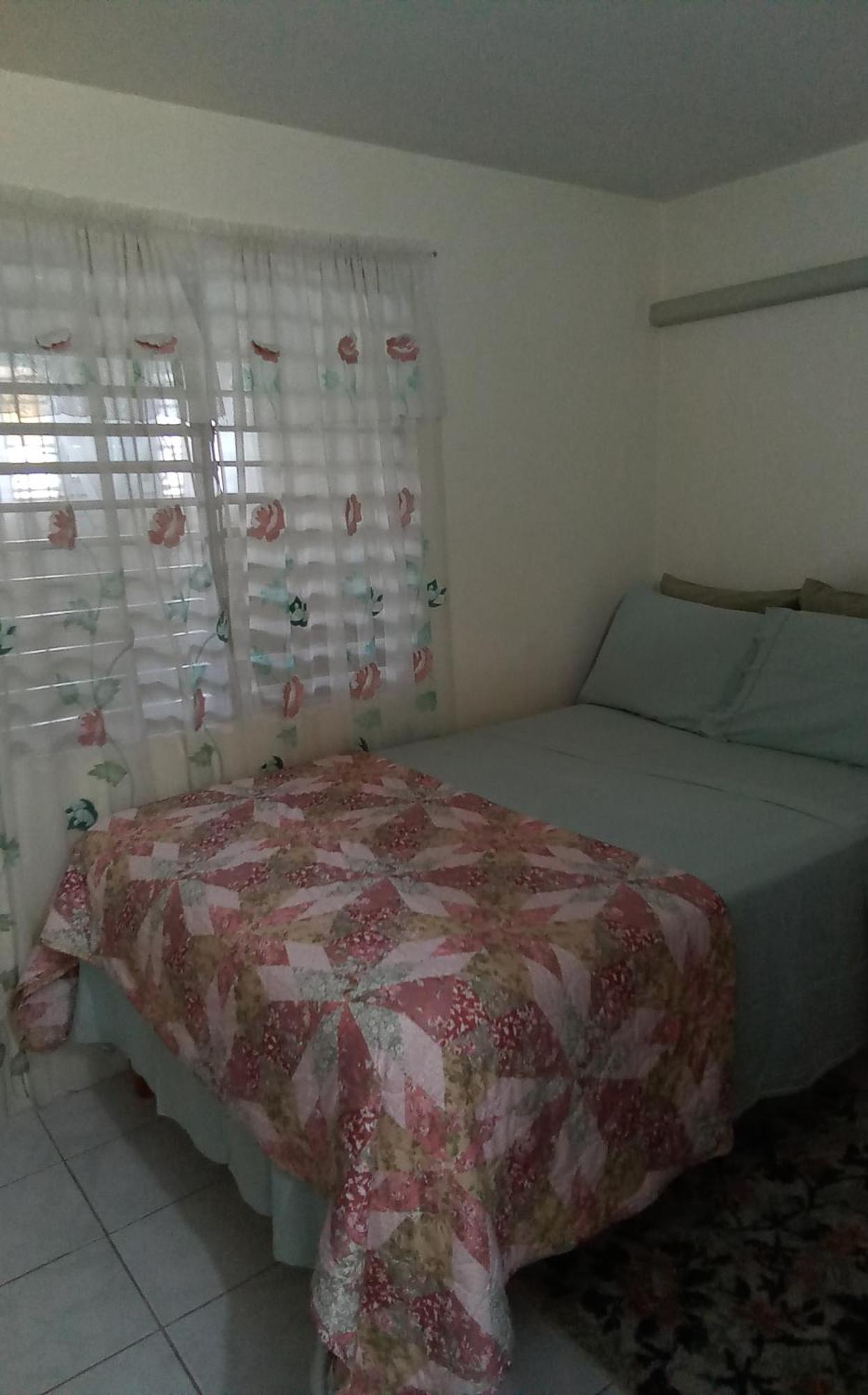 Cozy & Comfy Apartman Portmore Kültér fotó